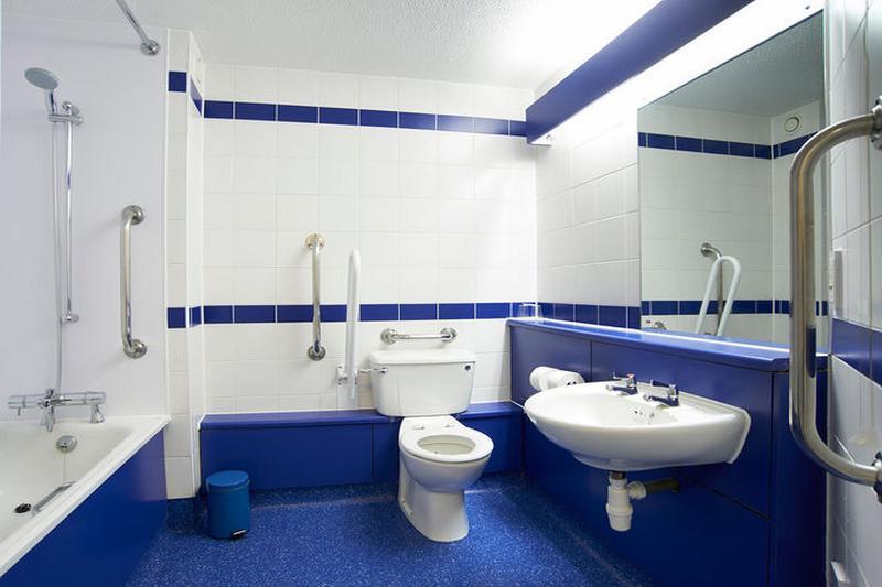 Travelodge Cardiff Airport Barry Ngoại thất bức ảnh